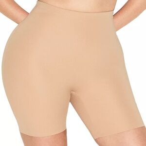 SKIMS BODY HIP ENHANCING PADDED SHORT | SMALL,  CLAY